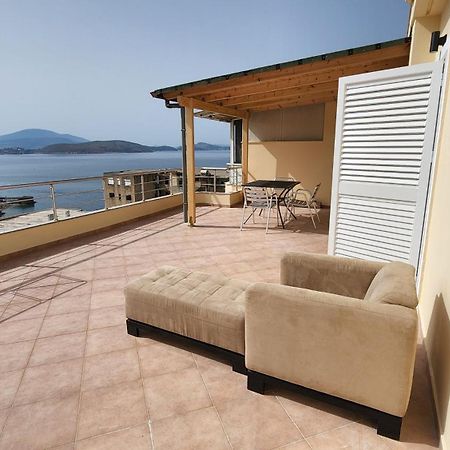 Glen'S Rooftop Sarande Exterior photo