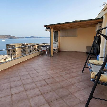 Glen'S Rooftop Sarande Exterior photo